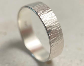 Sterling Silver Tree Bark Ring – Hammered Rustic Wedding Band, Nature‑Inspired Silver Ring for Men