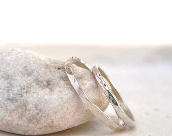 Thin Hammered Silver Ring – Minimalist Wedding Band for Her or Him – Handmade 925 Sterling Silver Partner Ring