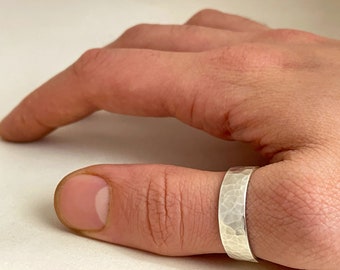 Handmade 925 Sterling Silver Ring – Hammered Adjustable Thumb Ring, Unisex Minimalist Silver Ring, Rustic Statement Jewelry