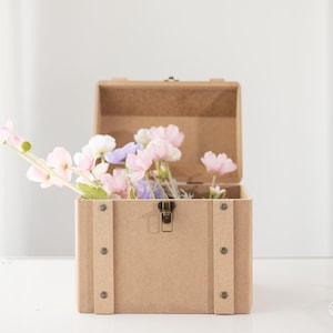 Rustieke houten kist – Decoratieve opberger voor souvenirs