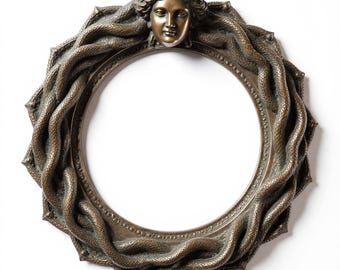 Peut inclure: Cadre circulaire de couleur bronze avec un visage de femme en haut, entouré de serpents sculptés. Le cadre présente un design détaillé et texturé et une ouverture centrale pour un miroir ou une œuvre d'art.