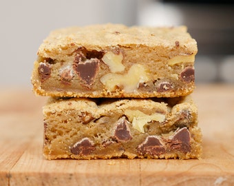 Choco Nut Blondie