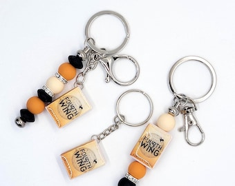 Fourth Wing Bookish Keychain – Mini Book Charm for Readers | Fantasy Book Gift, BookTok Favorite, Violet Sorrengail Fan Gift