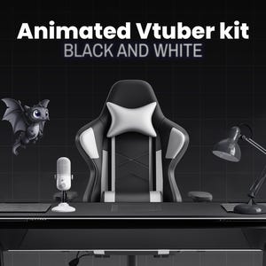 Puede incluir: Kit Vtuber animado en blanco y negro con una silla de juego, un micrófono, una lámpara de escritorio y un escritorio. La silla tiene una almohada blanca y un diseño en blanco y negro. El micrófono es plateado y negro. La lámpara de escritorio es negra y plateada. El escritorio es negro con una superficie blanca.