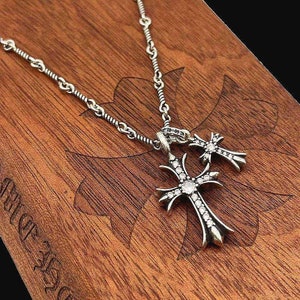 Chrome hearts diamond cross deals