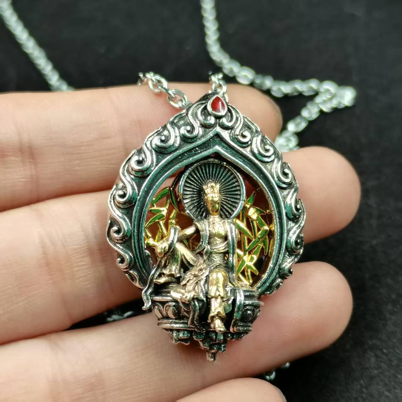 観音菩薩ペンダント、仏教のお守りネックレス - Etsy 日本