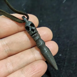 Tibetan Brass Amulet Handmade Nepal Collectibles,Tantra Buddhism Talisman Charm Mini tiny Vajra phurpa Mythical Buddhism Dorje Vajra Phurba