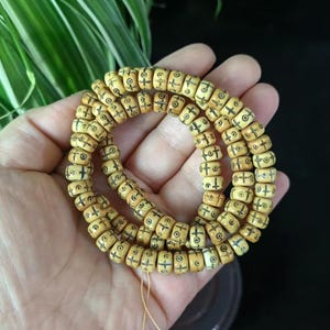 Yak Bone Rosary Mala Nepalese Buddhist Yak Bone Prayer Beads Mala Nepal Buddhist Vintage Tibetan Necklace Meditation beads Pendant gift P529