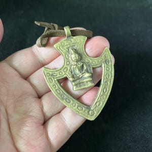 Tibet Buddhism Buddha Necklace,Brass Amulet Miniature Charm Figurines Chain Vintage figurine Lucky Necklace, Old Tibet Bronze Buddha Amulet