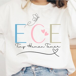 Frühkindliche Erzieherin Png, Lehrerin Png, Tagespflegerin Png, Lehrerin Geschenk, ECE Lehrerin, Kindertagespflegerin Geschenk, Trendy Shirt Design