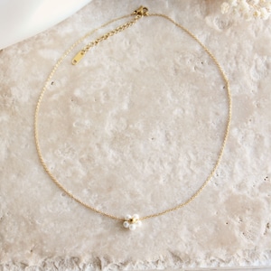 Pearl Daisy Flower Necklace - Freshwater Pearl Necklace, Pearl Choker Necklace, Bridal Necklace, Dainty Flower Necklace, Jewelry Gift