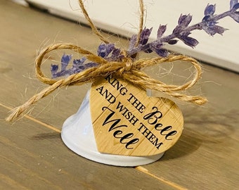 Set di 50 campanelli da matrimonio suonano il campanello e augurano loro ogni bene, campanellini bianchi con lavanda