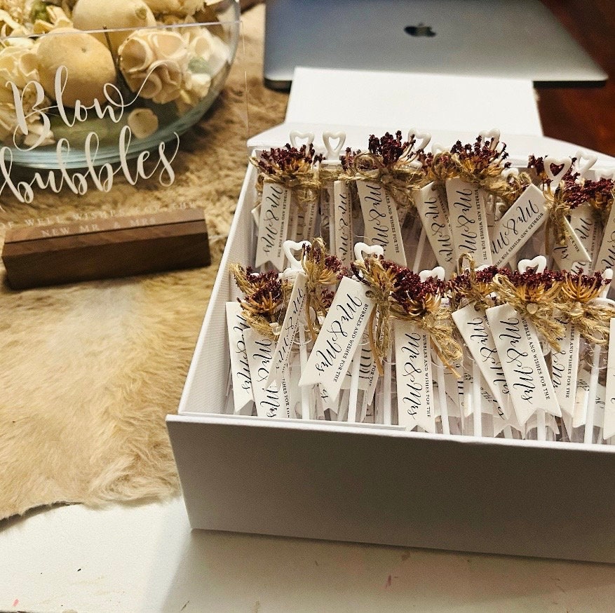 Juego de 50 burbujas y deseos para obsequios de boda del Sr. y la Sra.