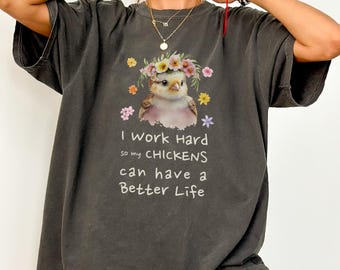 Camiseta Comfort Colors® Wildflower Chicken, Presente para quem ama galinhas, Camiseta para mães apaixonadas por galinhas, Camiseta para mães de fazendeiros, Camiseta para quem ama a vida no campo, Camiseta para mães de galinhas