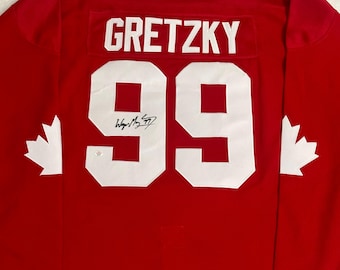 Wayne Gretzky Signed Team Canada Hockey Jersey COA