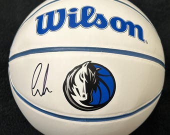 Photo Dédicacée Luka Doncic 8x10 - Avec Certificat D'Authenticité - Fan Freaks