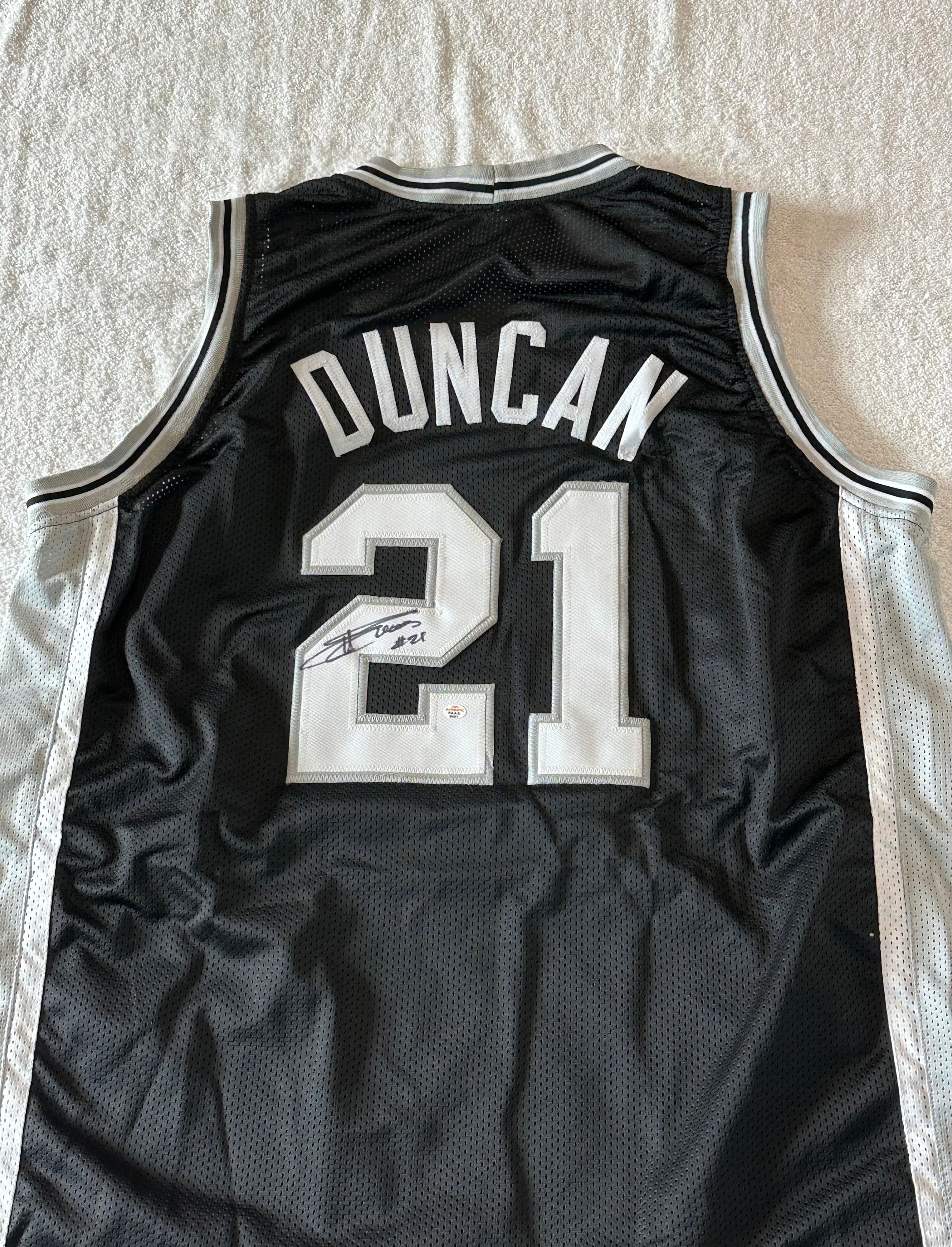 2004 Tim Duncan Game Used Team USA Olympics Jersey With Sports Investors COA