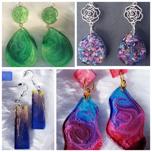 Boucles d’oreilles uniques en résine epoxy. Ajout de paillettes holographiques, fleurs séchées ou encre d'alcool. Un coup de cœur assuré!