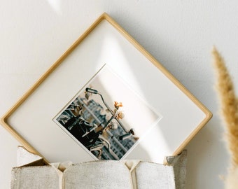 Solid wood rounded frame, large-sized wall mounted photo frame, creative photo display,poster wedding dress display, free printing of photos