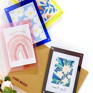 Colorful acrylic transparent magnetic suction frame, 6-inch, 7-inch, 8-inch tabletop photo mounting frame, creative photo frame decoration,