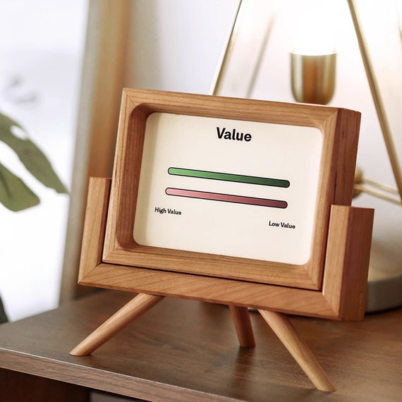 5,6-inch photo frame, solid wood shaped base decoration, wooden creative photo display, children's photo frame,