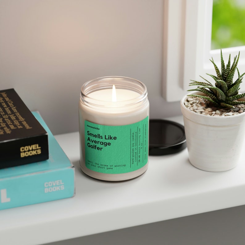 Smells Like Average Golfer Soy Wax Candle - Thumbnail 5