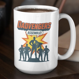 Superbohaterski prezent dla taty na Dzień Ojca, kubek Dadvengers Assemble, kubek bohatera dla ojców, prezent dla taty, prezent dla miłośnika komiksów, prezent MCU