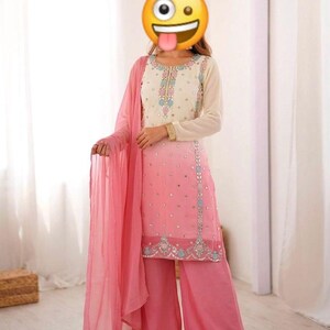 Completo kurta in finta georgette ricamato con pantaloni palazzo e dupatta – Pronto da indossare