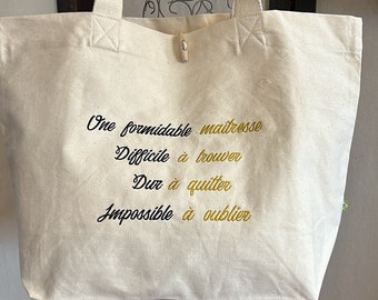 Sac cabas personnalisé en broderie pour la fêtes des Mères, pour les maîtresses, pour la plage ....