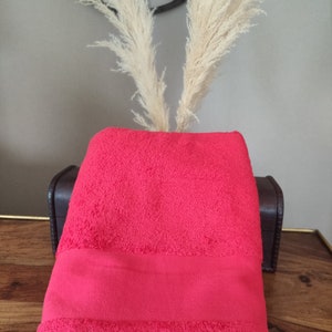 Serviette de bain personnalisée Rouge