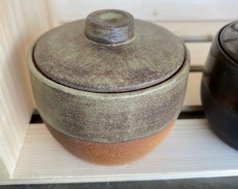 Handmade Ceramic Lidded Jar in matte matcha. Salt, tea, sugar, or herb cellar.