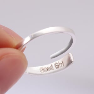 Ring i sterlingsilver med dolt meddelande: Dom Sub-smycken, justerbar alliansring