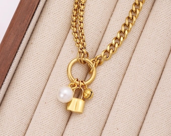 Collier de jour verrouillable - Ras de cou à joint torique avec pendentif médaillon et accent de perles, bijoux de soumission discrets, sous-bijoux Dom 24h/24 et 7j/7 avec options de verrouillage