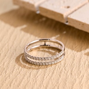 Solid Gold Moissanite Enhancer Ring, Half-Pave Wedding Ring Enhancer, Match Enhancer do pierścionka zaręczynowego, prezent na rocznicę/urodziny dla niej