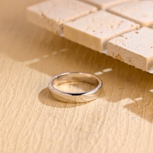 Solid Gold 4.3mm Minimalist Wedding Band, Minimal Plain Gold Wedding Ring, Valentine&#39;s Day/ Anniversary/ Birthday Gift for Man, Him, Husband