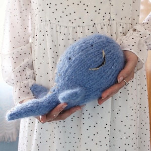 Knitting Pattern Stuffed Whale Toy, PDF Knitting Pattern Whale Plushie Toy, Digital Download Tutorial Whale Pattern Seamless Stuffed Animal