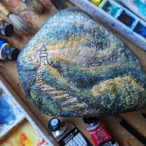 Roccia dipinta - Ornamento di roccia dipinta a mano - Pietra dipinta - Pittura fantasy su roccia - Peso della carta dipinta a mano - Ornamento d&#39;arte fantasy