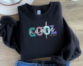 Auntie Sweatshirt Cool Auntie to be Baby Announcement Pregnancy Reveal Gift for Aunt Gift for sister Birth announcement New Auntie Tshirt