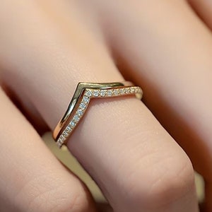 Moissanite Curved Wedding Ring Set: Yellow Gold Vintage Promise Ring