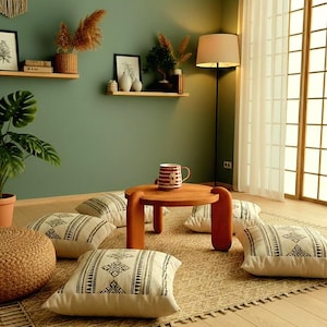 Table basse en bois de noyer massif : support pour plante moderne - style Japandi
