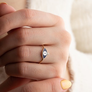 14K Solid Gold Minimalist Evil Eye Ring, Real Gold Hamsa Ring, Gold Talisman Ring, 14K Gold Hand Of Fatima Ring, 14K Gold Protection Ring