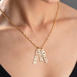 Kids Name Necklace for Mom, Baby Name Necklace for Mom, Mothers day gift for Grandma, Family Name Charm, Christmas gift