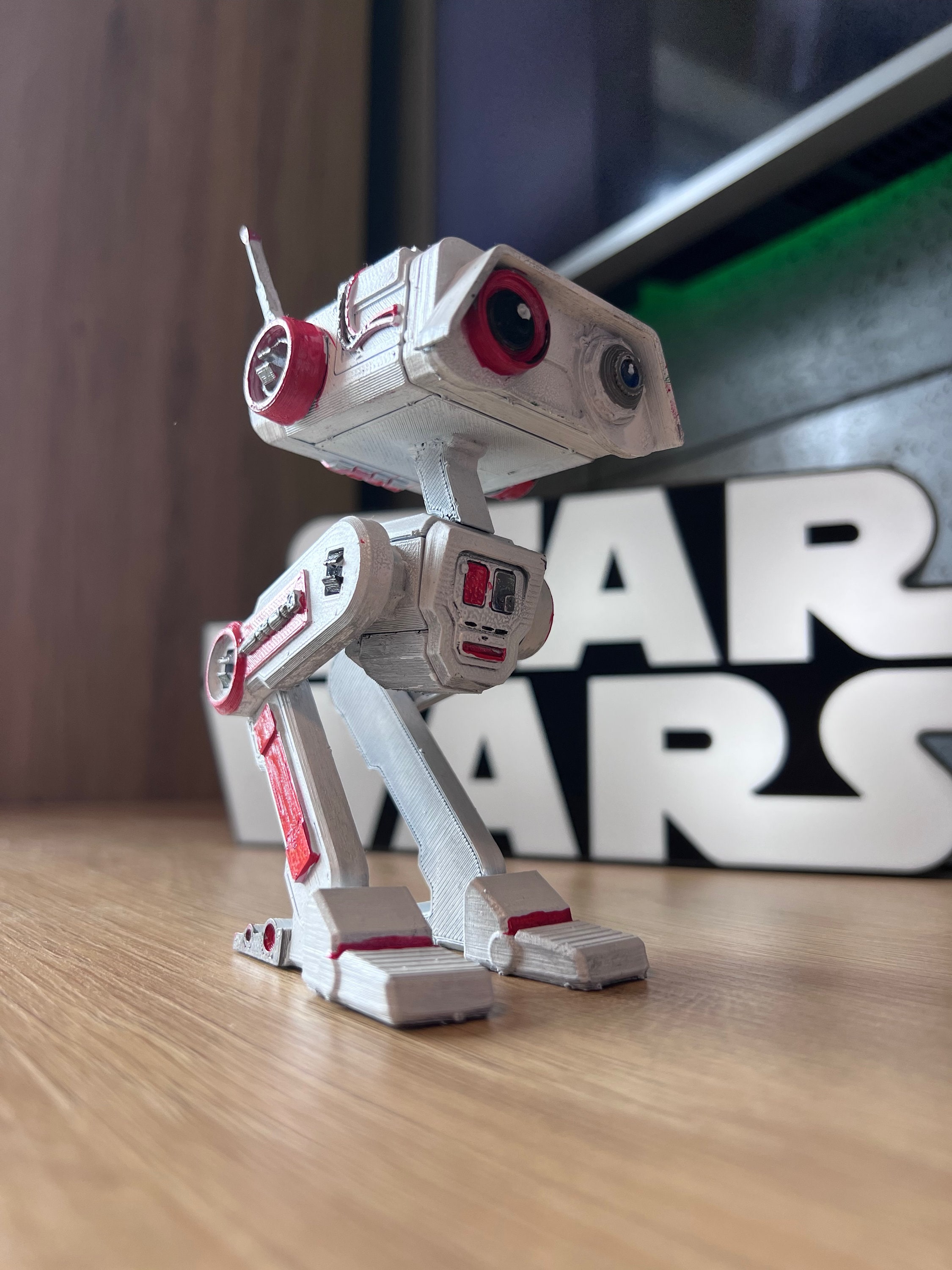 BD-1 Interactive Remote Control Droid – Star Wars | Disney Store