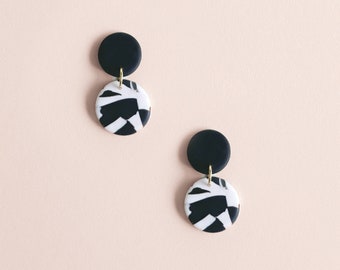 Boucles d'Oreilles à motif Noir et Blanc, Boucles d'Oreilles Pendantes BLUEY