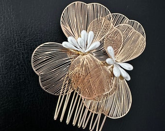 Gold Wedding Hair Comb, Bridal Pearl Hair Comb Slide Gift for Her Bridal side comb