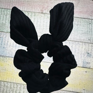 Coletero con orejas de conejo negras: lazo acanalado para el pelo, regalo de Pascua