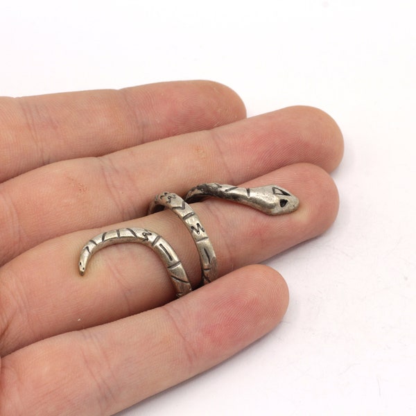 Antique Silver Plated Adjustable Tiny Snake Ring, Silver Snake Ring, Snake Wrap Ring, Animal Ring, Unique Ring, Silver Plated Rings, SR377