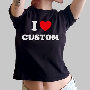 Camiseta personalizada para bebé con el lema "I heart", crea tu propia camiseta personalizada para bebé, atuendo Y2K, top corto personalizado, camiseta para bebé Y2K, top corto para bebé