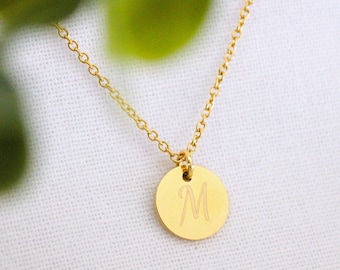 Collier personnalisé médaille initiale en acier inoxydable ∙  cadeau naissance, cadeau personnalisé, collier initiale