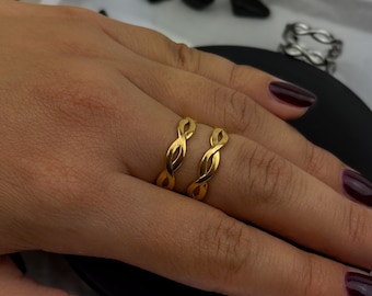 Zierlicher Doppelschicht Knoten Ring, Zarter Gold oder Silber stapelbarer Ring für Sie, Verstellbarer Edelstahl Ring